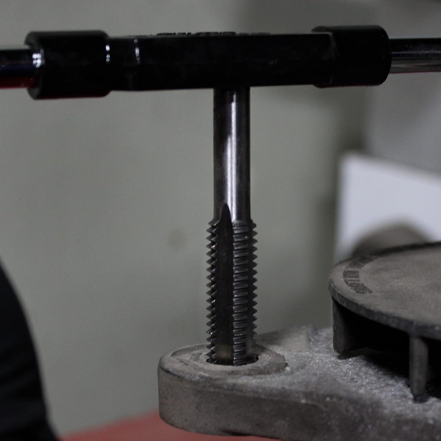 FERVI M101 SERIE MASCHI E FILIERE D'ACCIAIO LEGATO 60PZ IN VALIGETTA