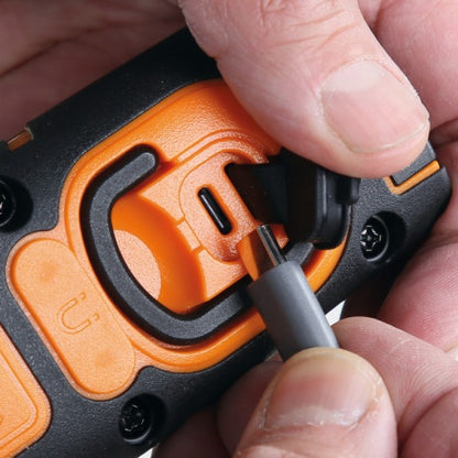 immagine-7-beta-beta-1838sw-lampada-snodata-ricaricabile-a-led-con-ricarica-wireless-ean-8054809378015