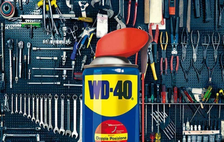 immagine-4-wd-40-ml.500-sbloccante-spray-anticorrosivo-e-lubrificante-con-doppia-posizione-ean-5032227390348